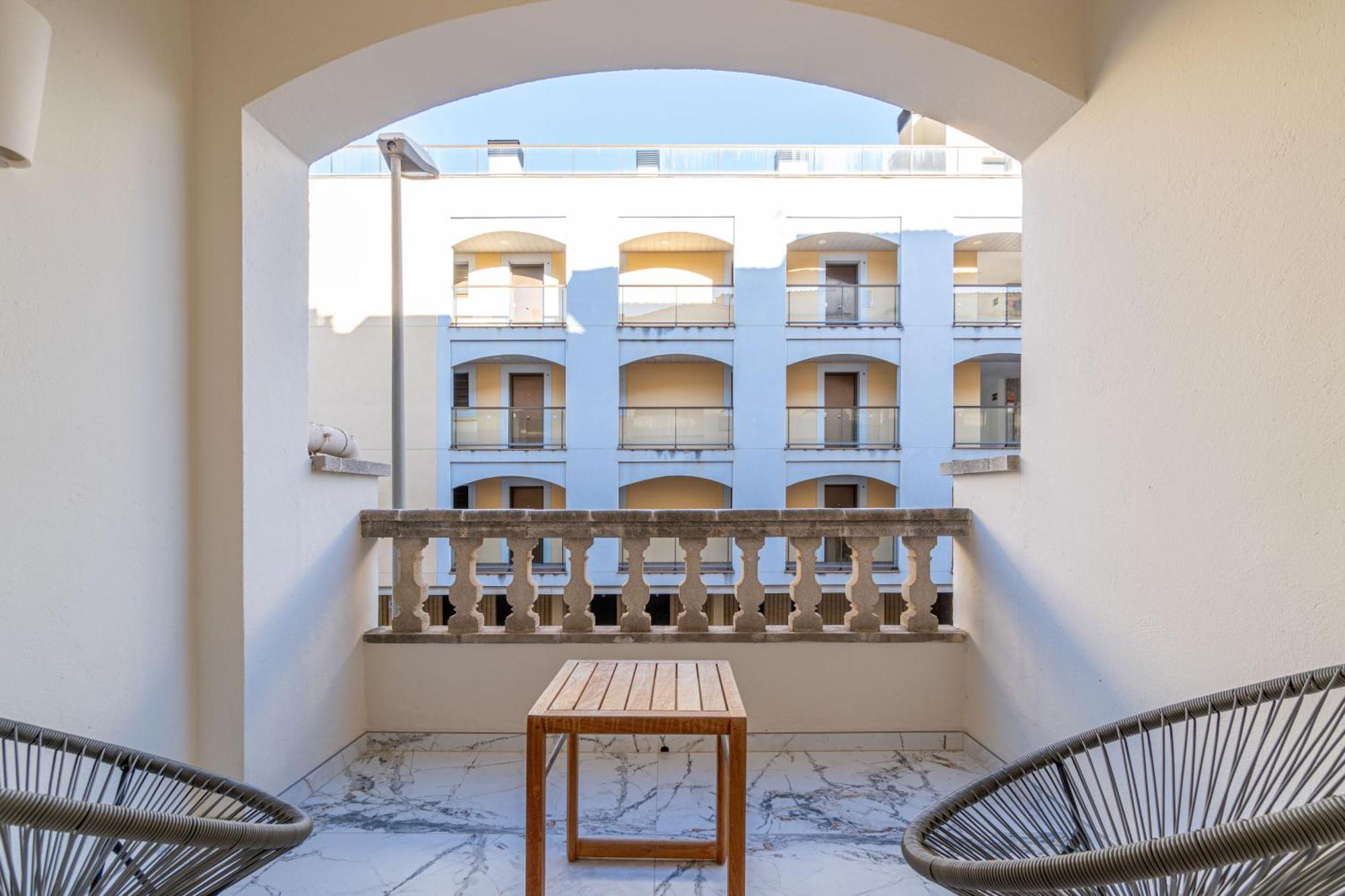 Апартаменты Moderno Apartamento Frente Al Canal Con Terrazas Эмпуриабрава Экстерьер фото
