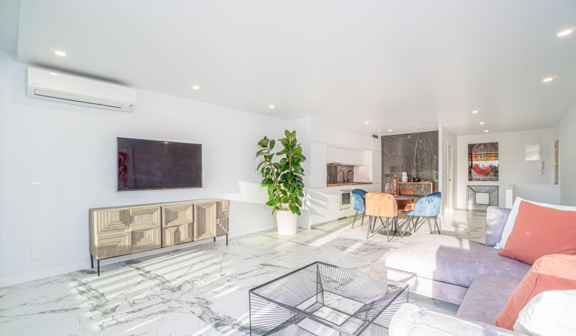 Апартаменты Moderno Apartamento Frente Al Canal Con Terrazas Эмпуриабрава Экстерьер фото