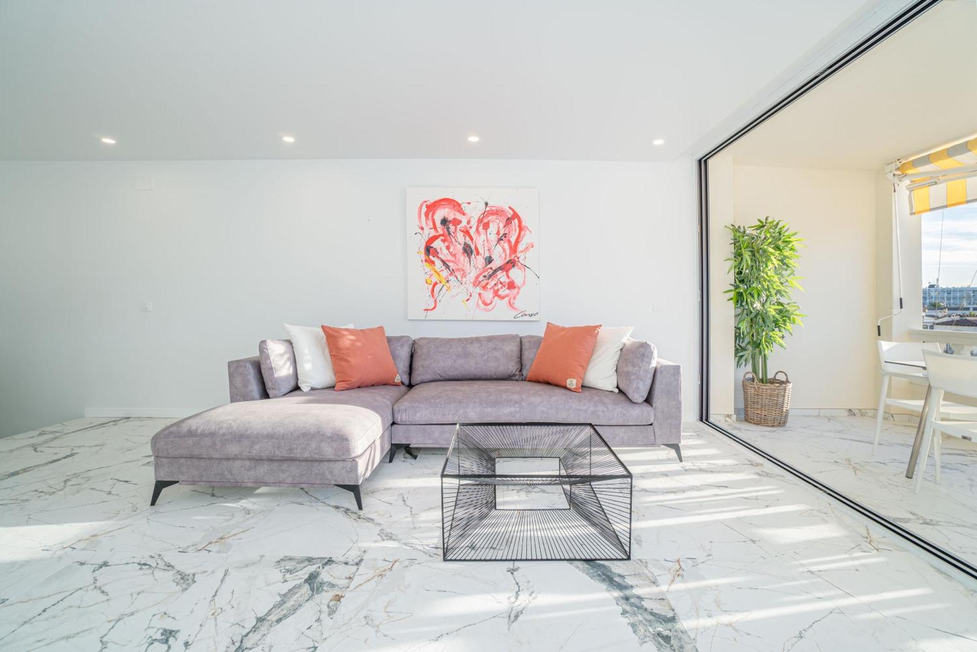 Апартаменты Moderno Apartamento Frente Al Canal Con Terrazas Эмпуриабрава Экстерьер фото